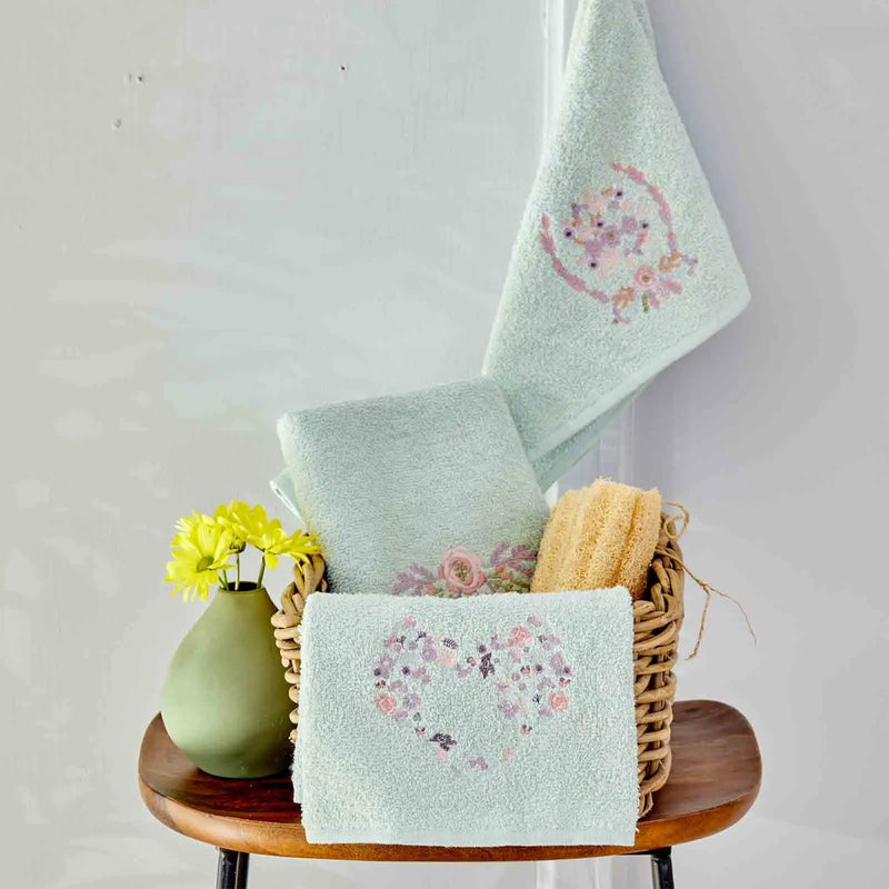 KARACA HOME  ELENIE  Su yesili nakışlı 3lü havlu set